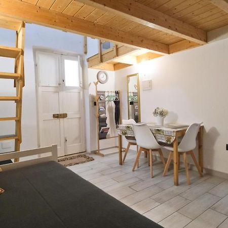 Monolocale Porta Napoli Apartman Brindisi Kültér fotó