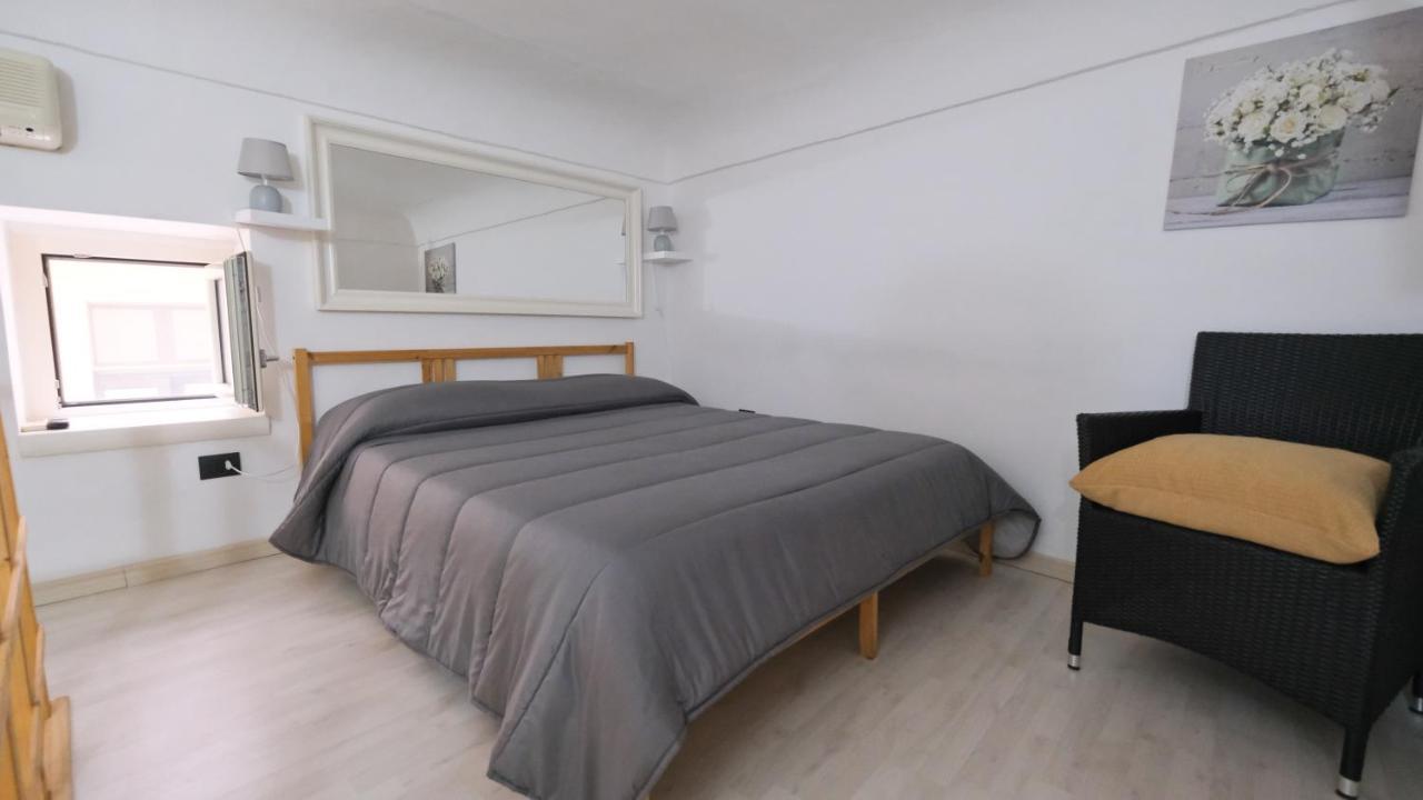 Monolocale Porta Napoli Apartman Brindisi Kültér fotó