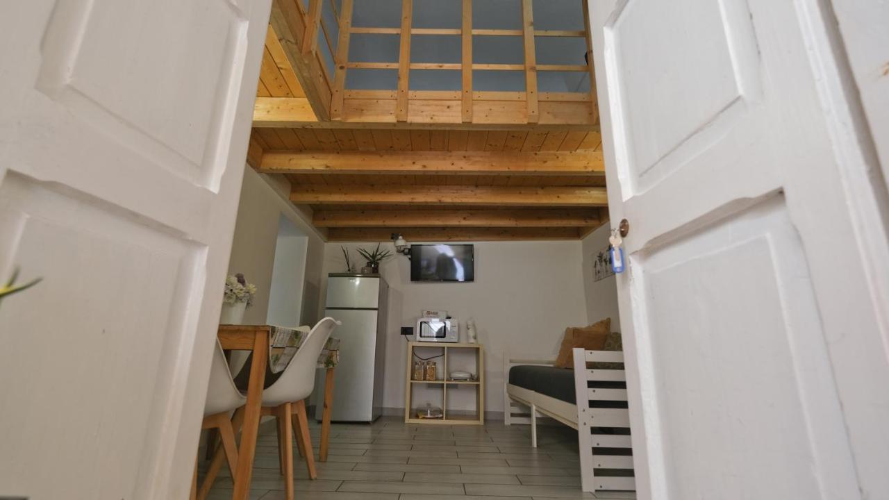 Monolocale Porta Napoli Apartman Brindisi Kültér fotó